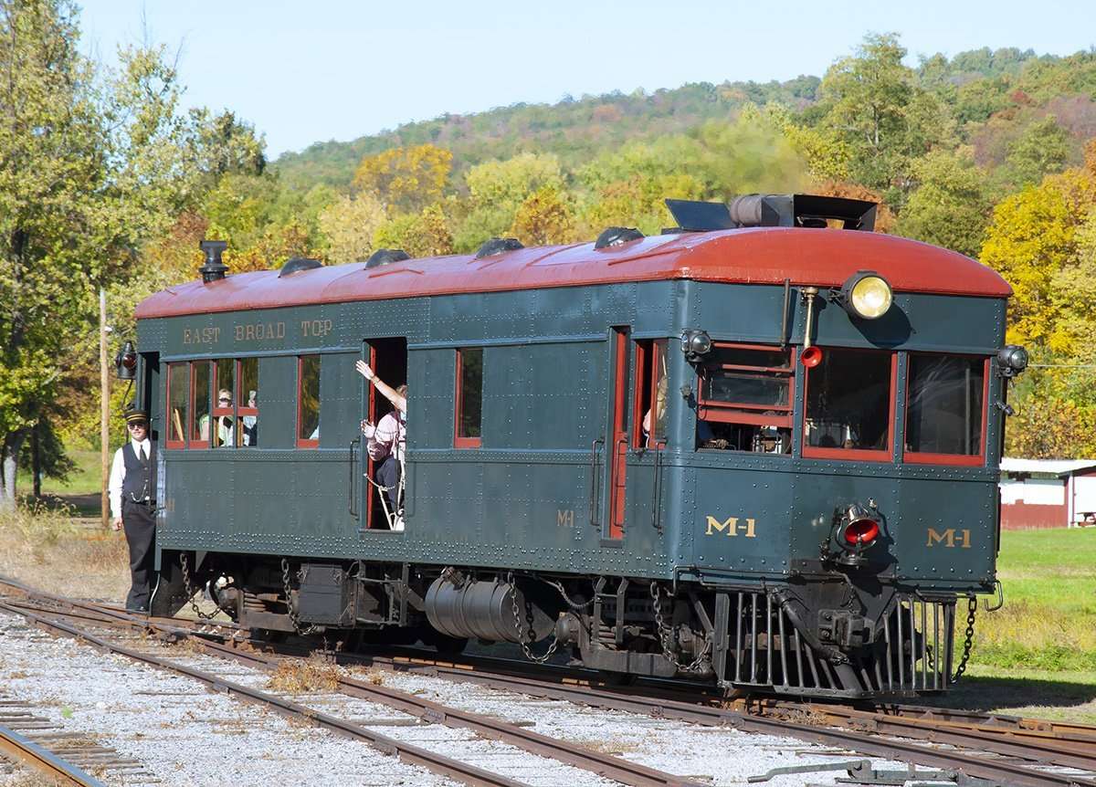 Read more about the article Railroad Awarded Emery Trust Grant To Replace Roof on 1927 Gas-Electric Motor